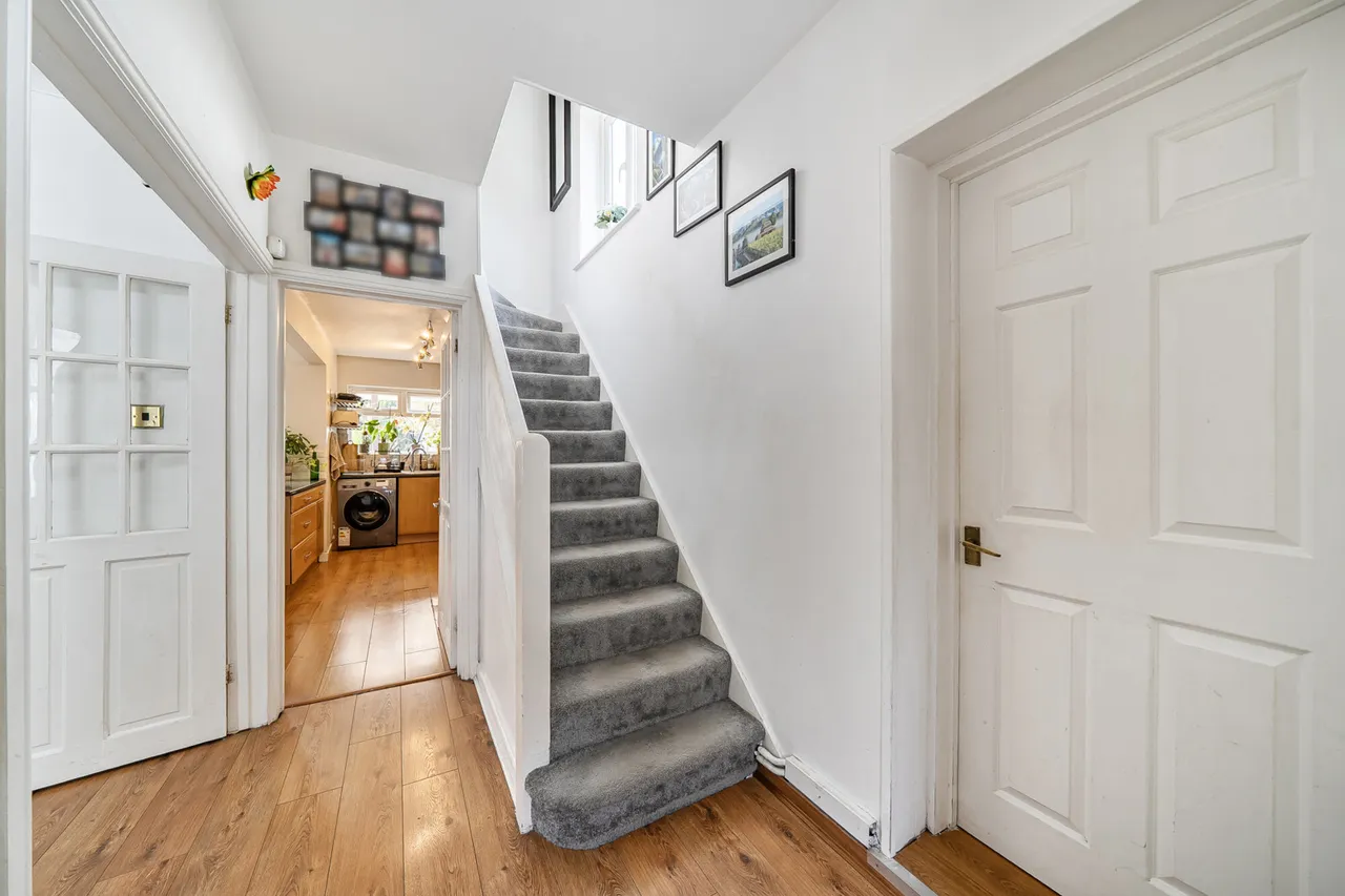 Thackeray Close, Uxbridge, UB8, photo 13