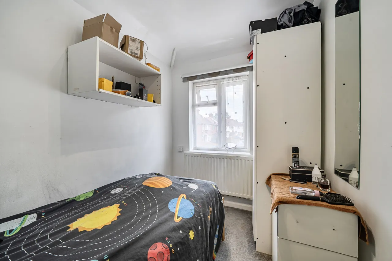 Thackeray Close, Uxbridge, UB8, photo 9