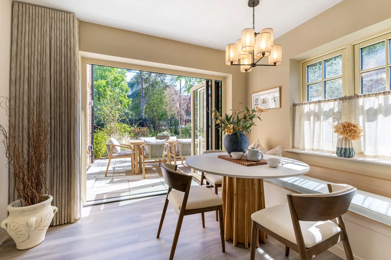 The Aspen, Headley Chase, Epsom, KT18, photo 4