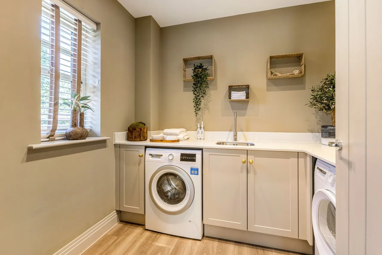 The Aspen, Headley Chase, Epsom, KT18, photo 7