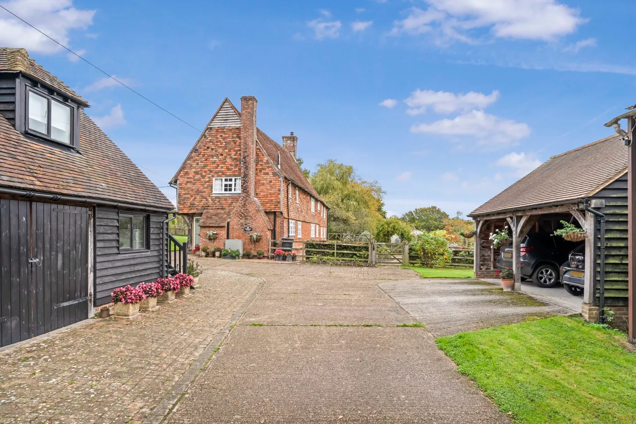 Fosten Lane, Biddenden, TN27, photo 18