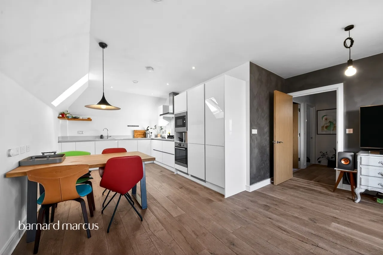 Guardhouse Way, London, photo 7