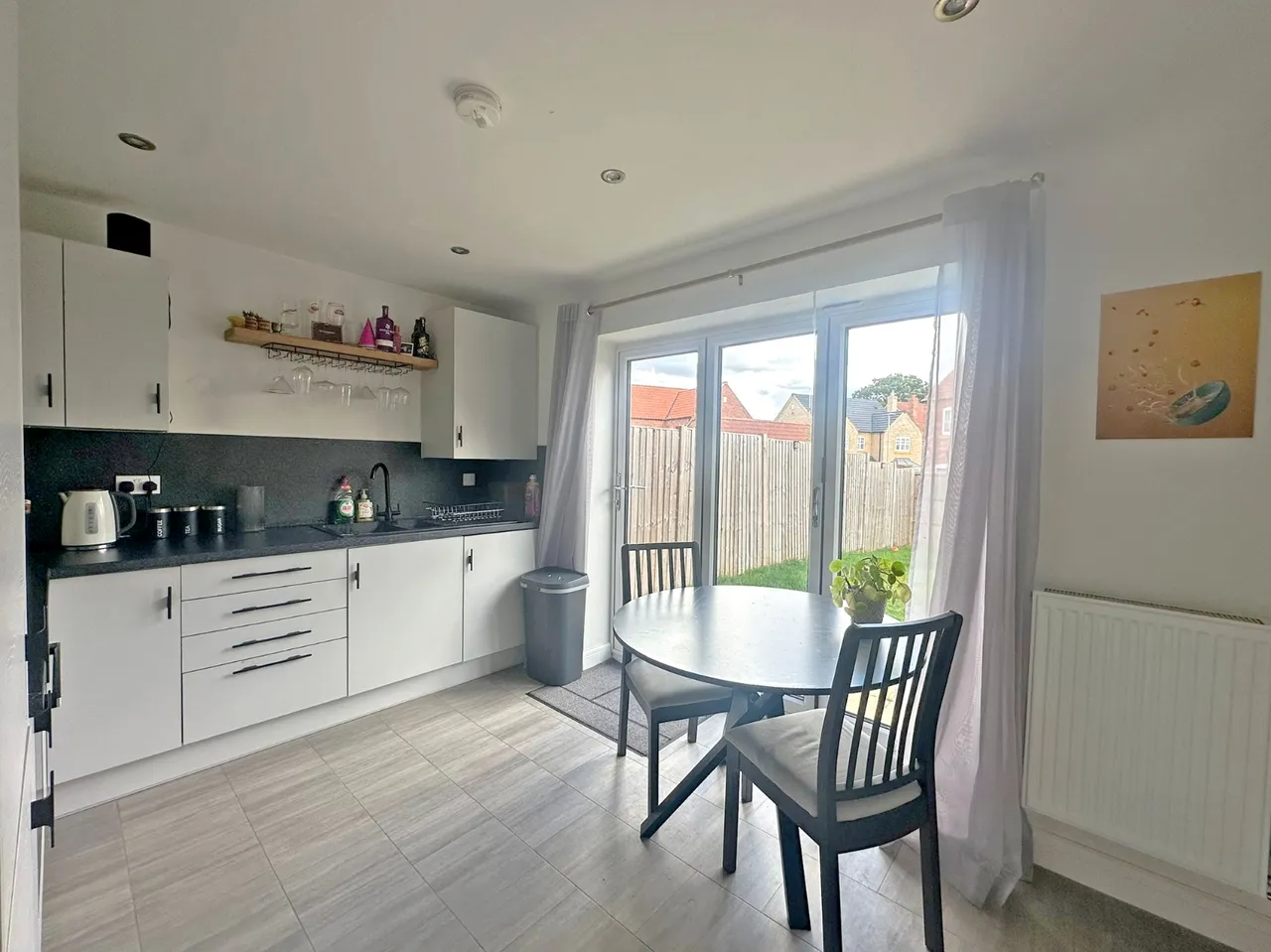 2 bed house to rent, Chambers Avenue, Hessle, HU13