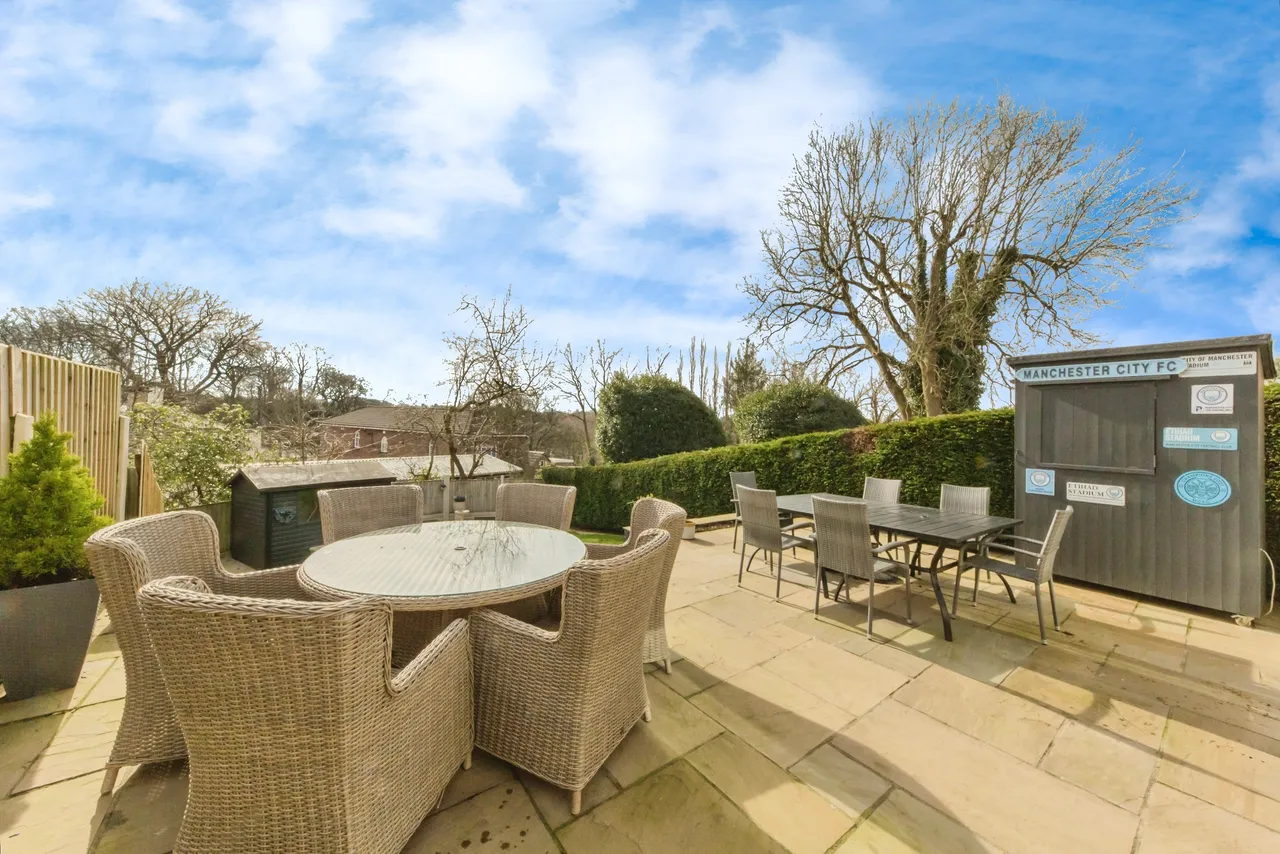 Cheveley Close, Macclesfield, SK10, photo 16