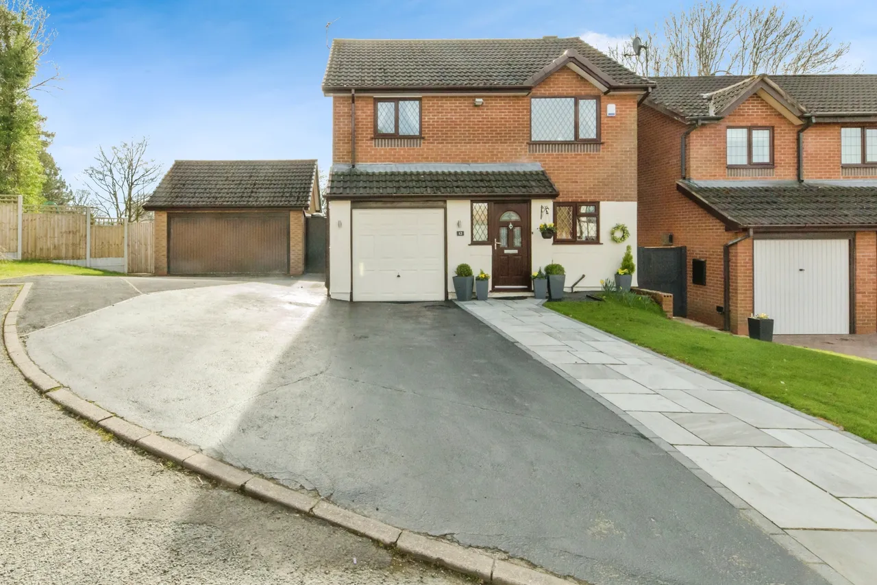 3 bed house for sale, Cheveley Close, Macclesfield, SK10