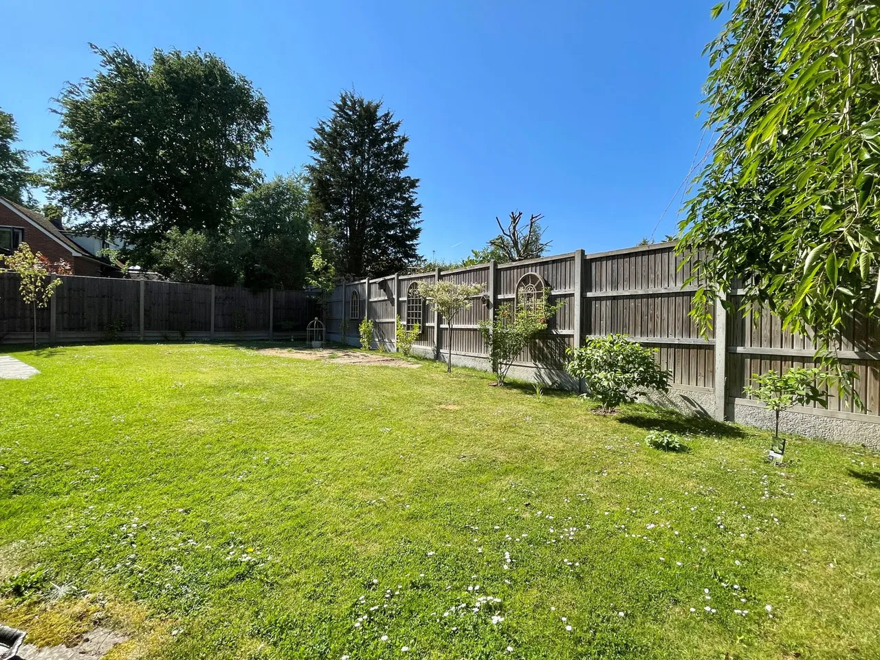 Cheshunt Close, Meopham, photo 21