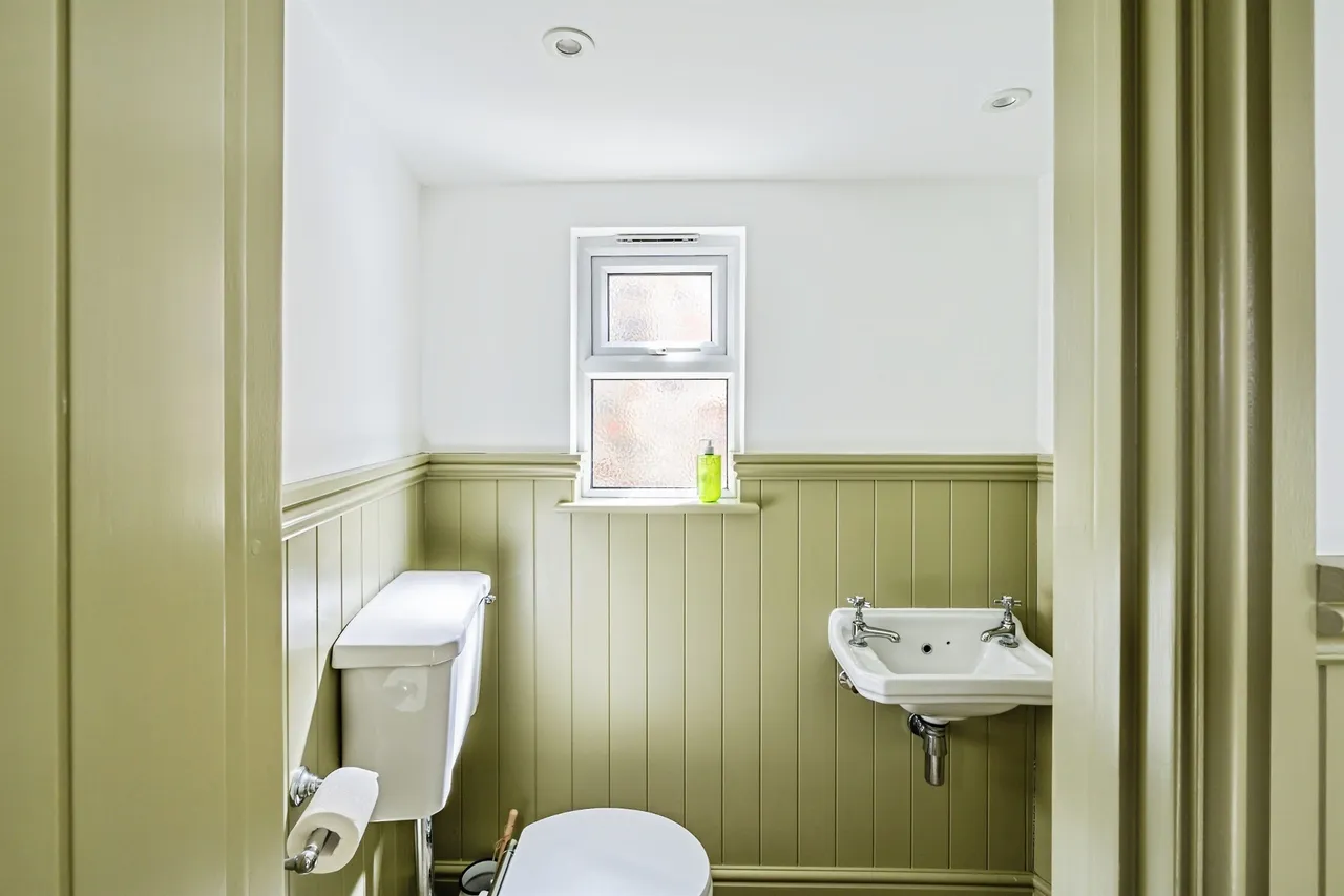 Blatchington Road, Seaford, photo 9