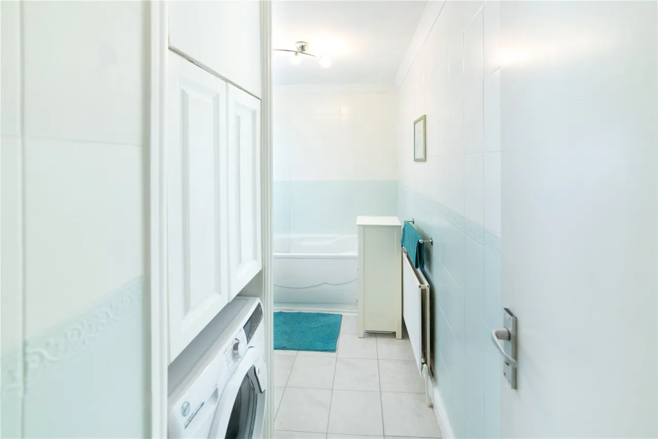 Bidston Road, Prenton, CH43, photo 9