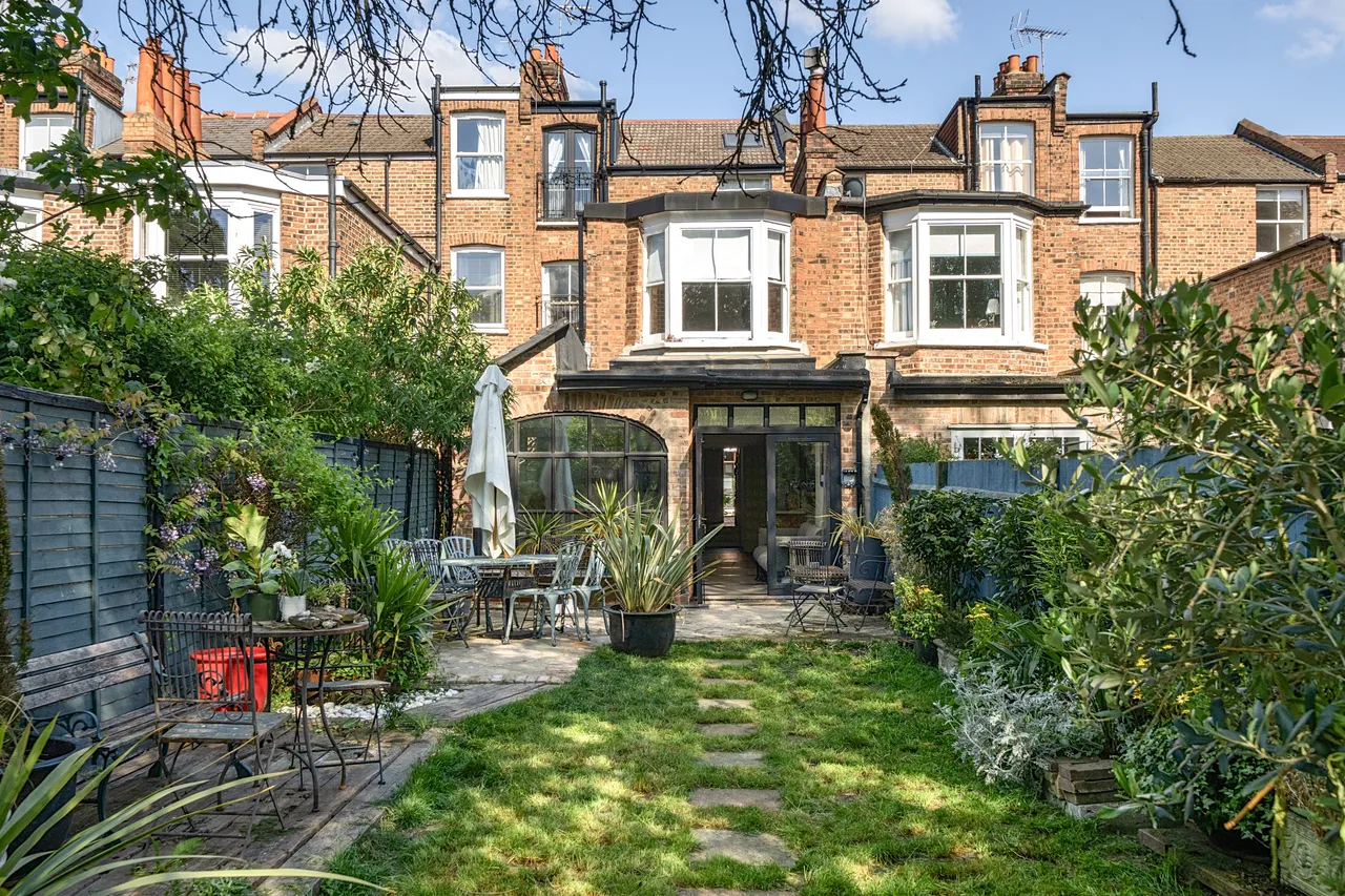 Priory Avenue, London, N8, photo 2