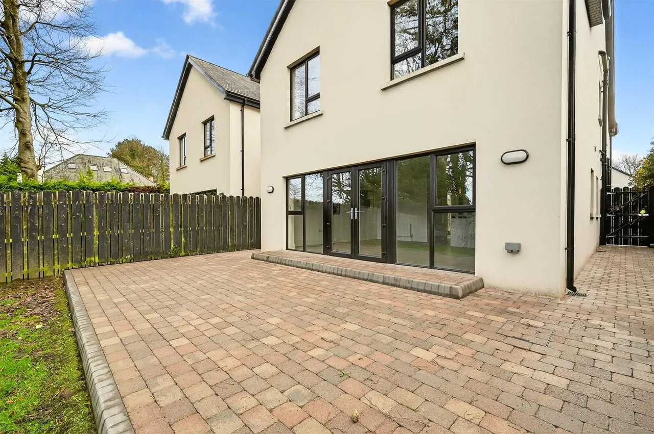 Newforge Lane, Belfast, BT9, photo 27