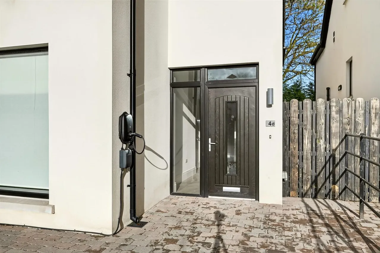 Newforge Lane, Belfast, BT9, photo 2