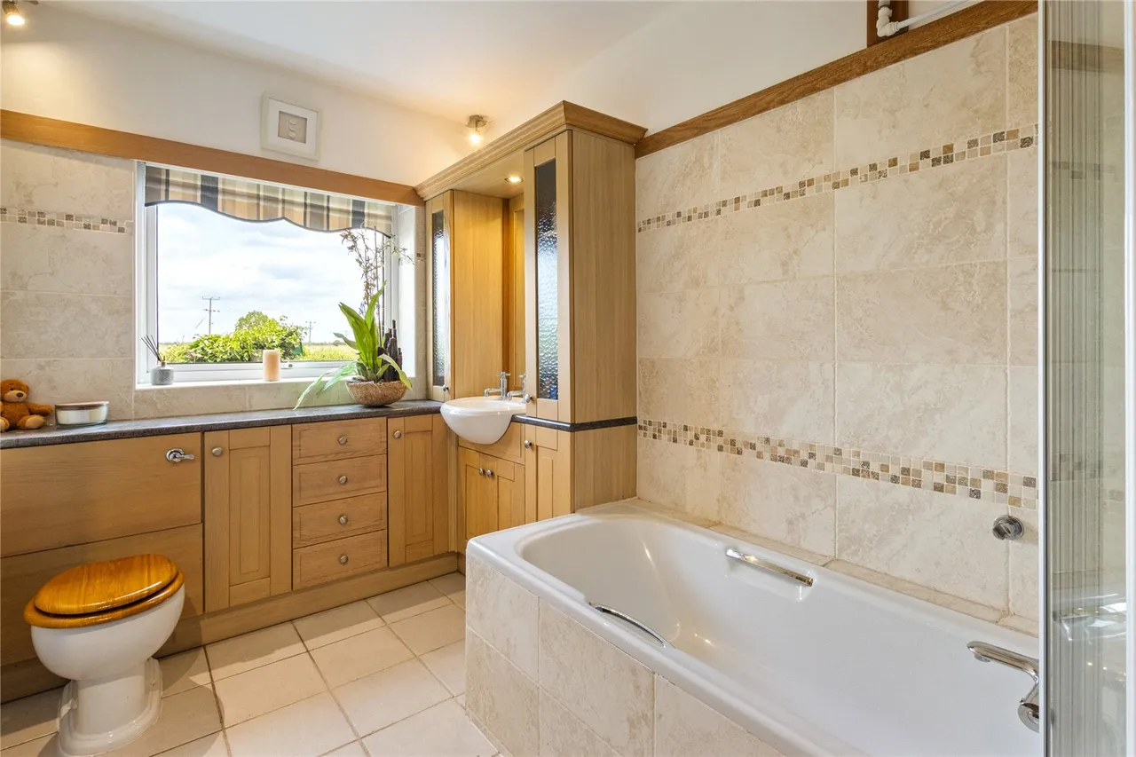 Brown Cow Road, Barlow, photo 17