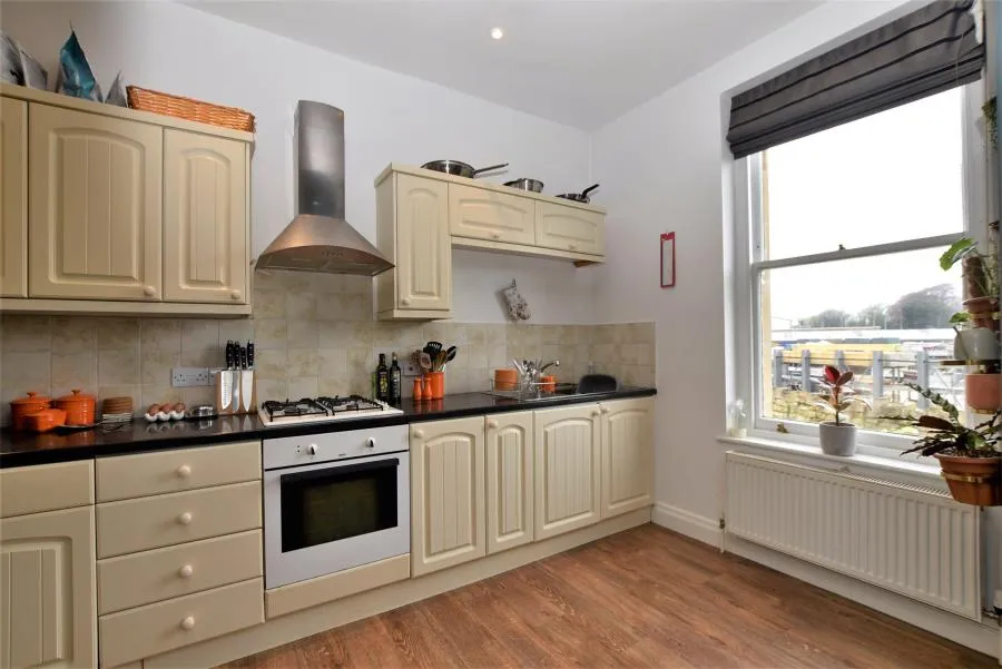 Lower Oldfield Park, Bath, BA2, photo 7