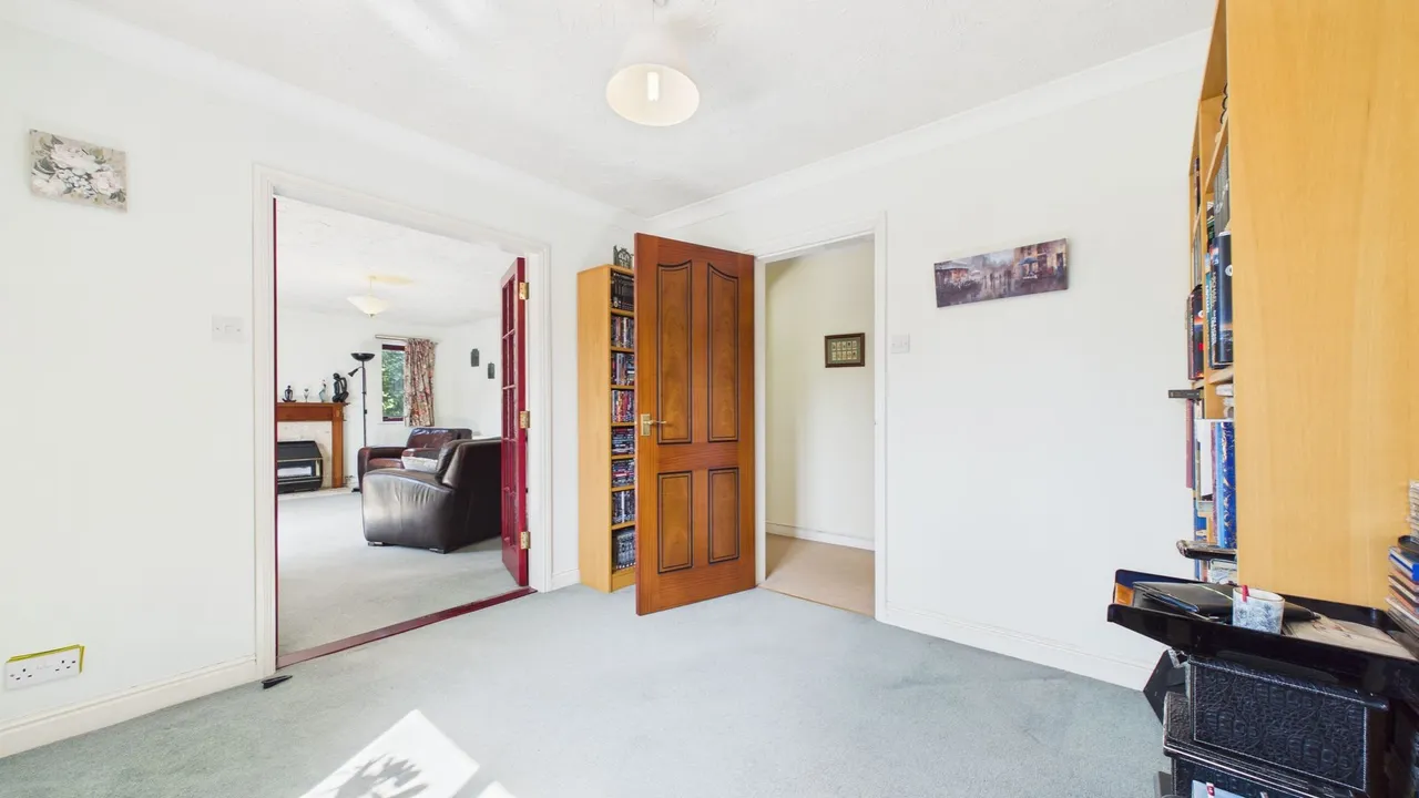Trienna, Orton Longueville, Peterborough, PE2, photo 24