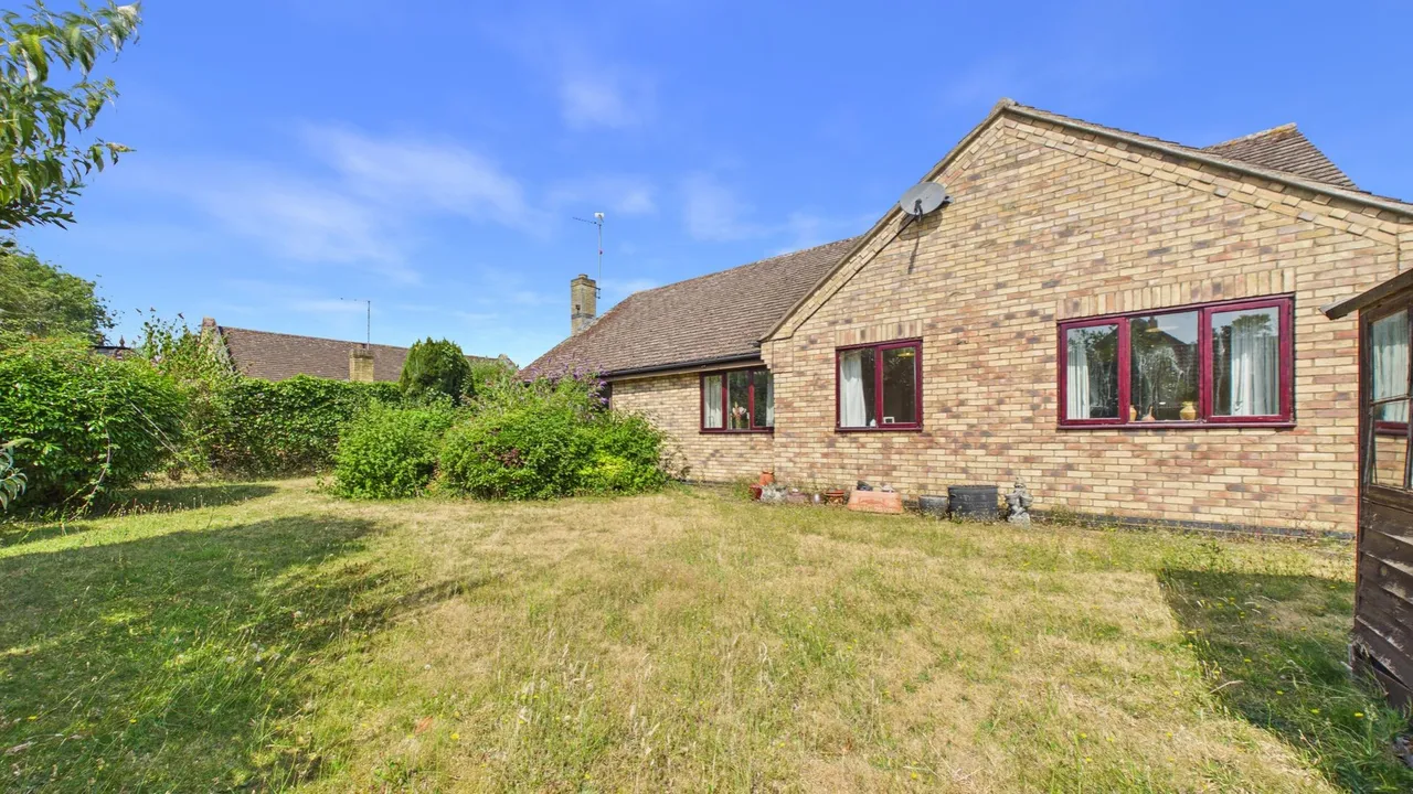 Trienna, Orton Longueville, Peterborough, PE2, photo 23