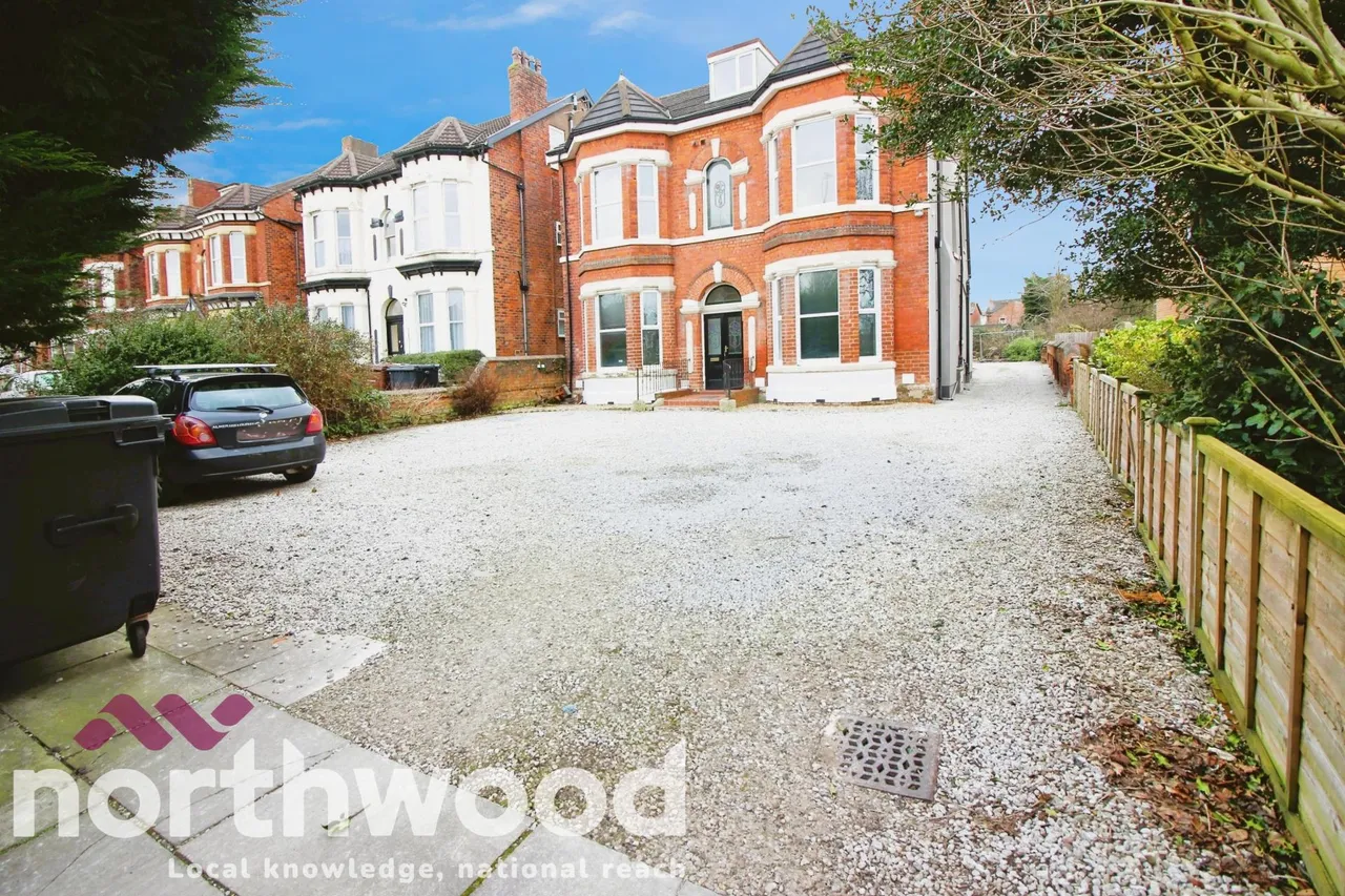 1 bed house to rent, Scarisbrick New Road, Southport, PR8