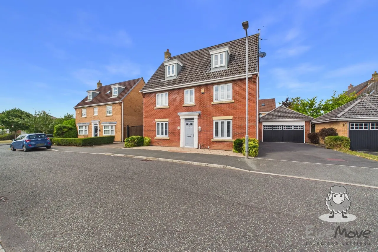 5 bed house for sale, Hoveton Gardens, St. Helens, WA9