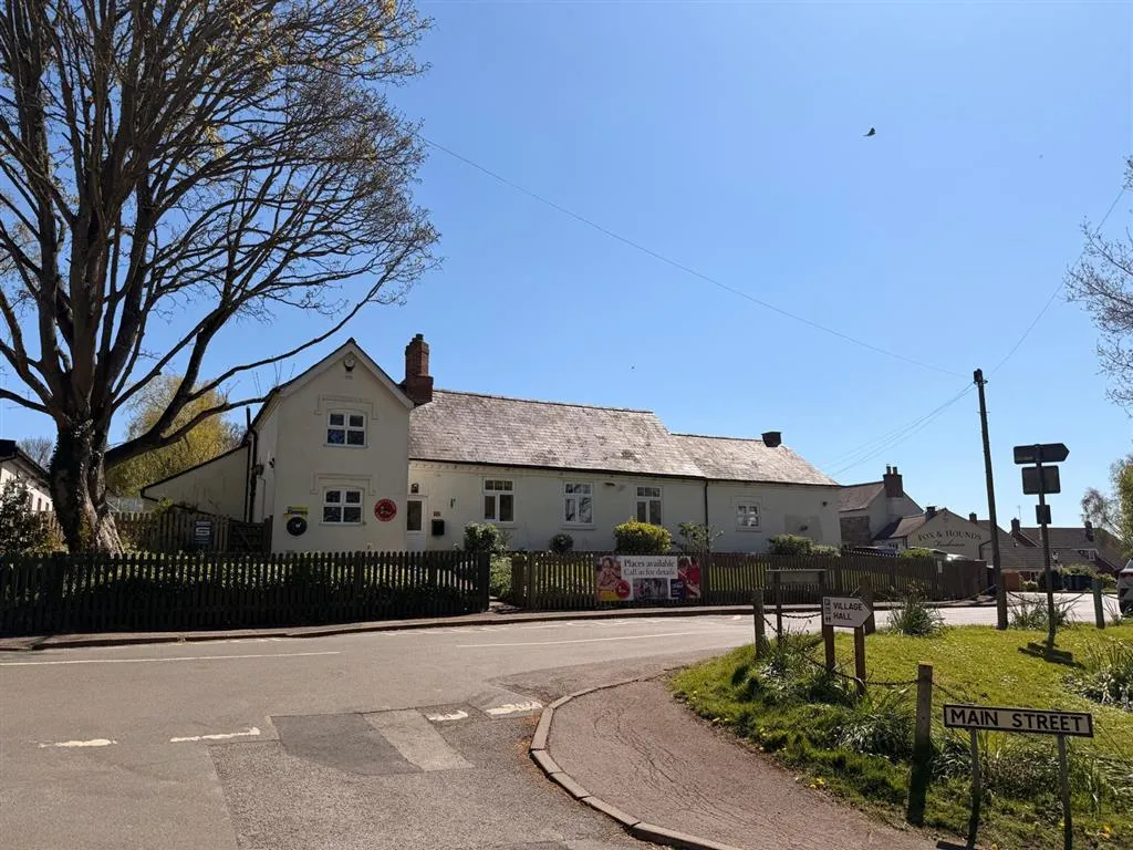 Main Street, Tugby, LE7, photo 16