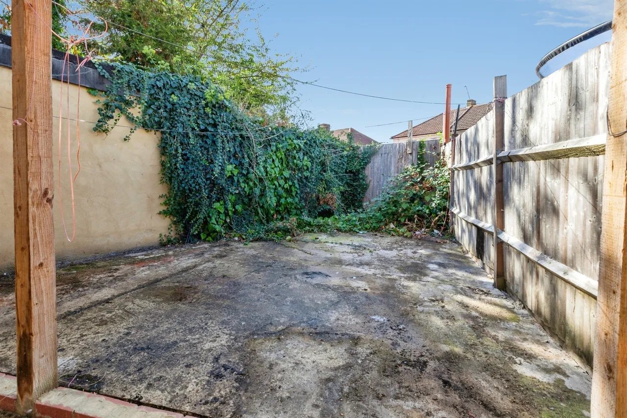 Waterbeach Road, Slough, SL1, photo 11