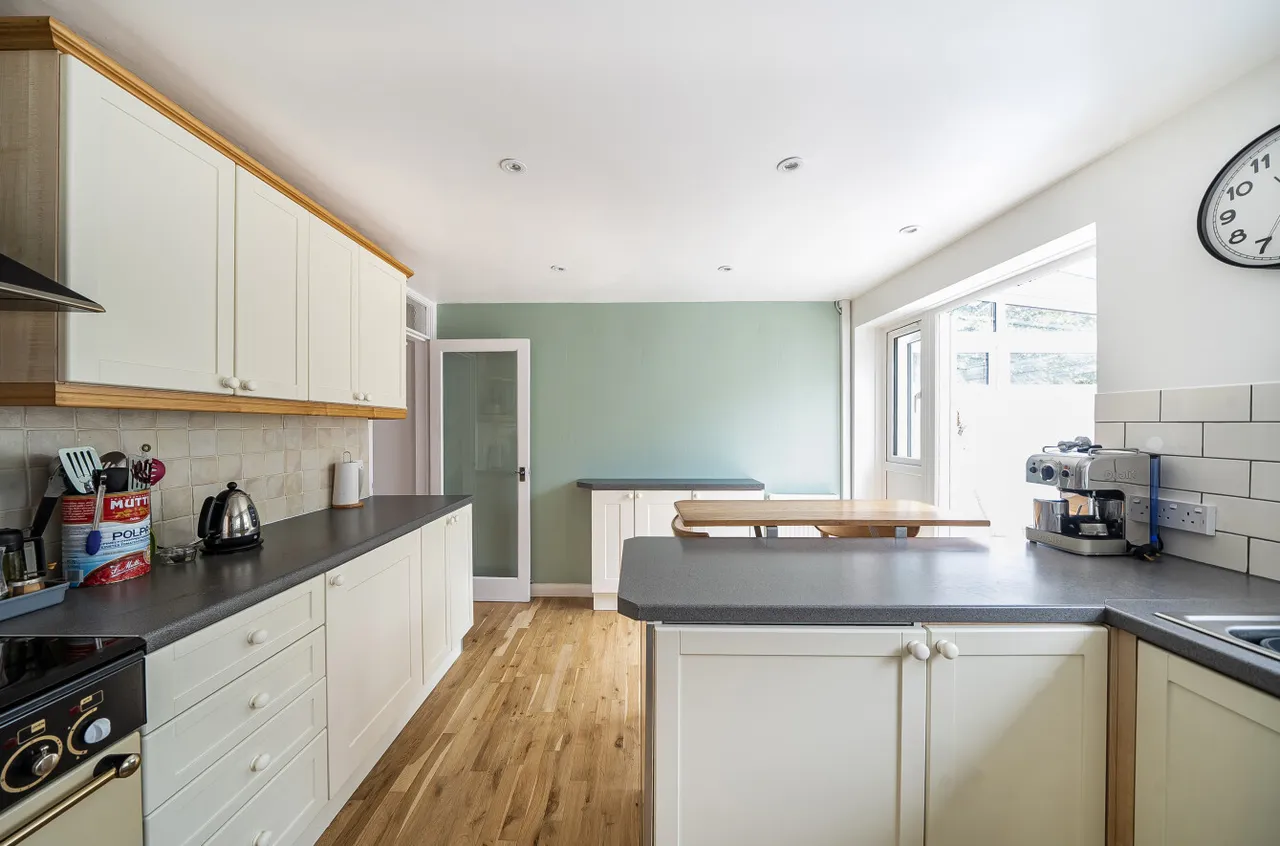 Turnstone Gardens, Lordswood, SO16, photo 5
