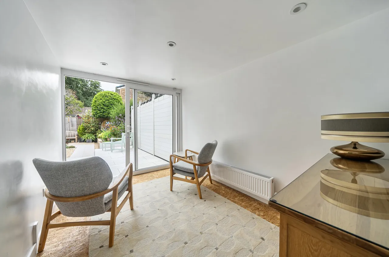 Turnstone Gardens, Lordswood, SO16, photo 10