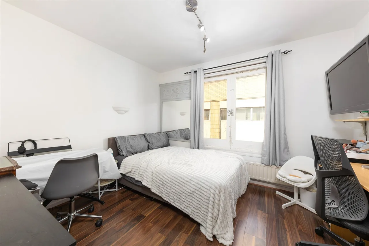 Porchester Square Mews, London, W2, photo 8