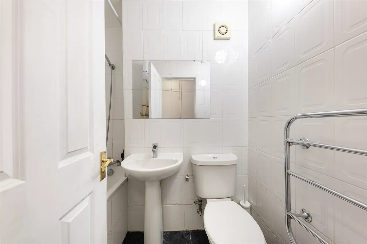 Porchester Square Mews, London, W2, photo 12
