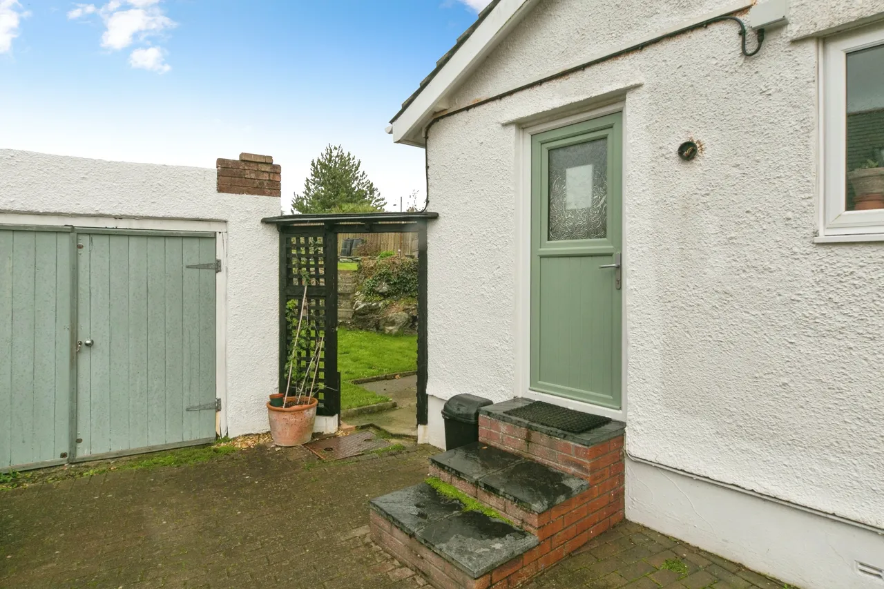 Garreglwyd Road, Holyhead, LL65, photo 18