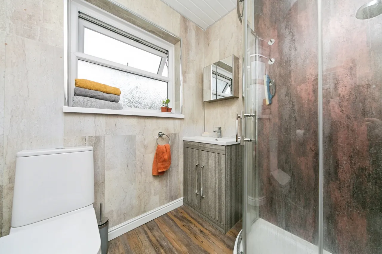 Garreglwyd Road, Holyhead, LL65, photo 9