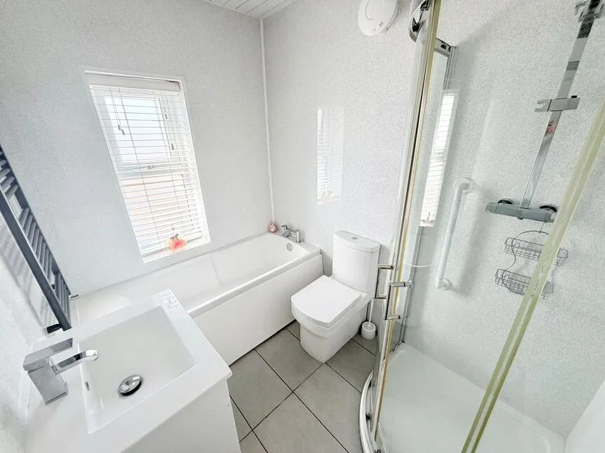 Rotherham Road, Wath-upon-Dearne, S63, photo 16