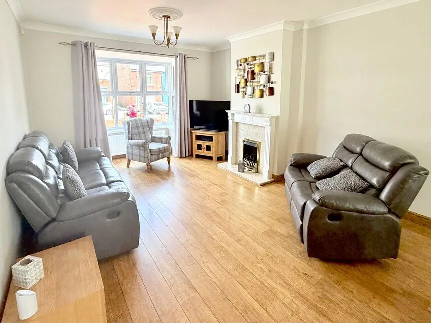 Rotherham Road, Wath-upon-Dearne, S63, photo 6