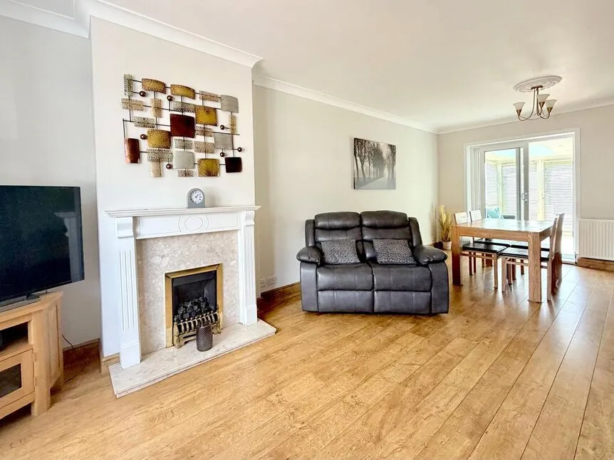Rotherham Road, Wath-upon-Dearne, S63, photo 3
