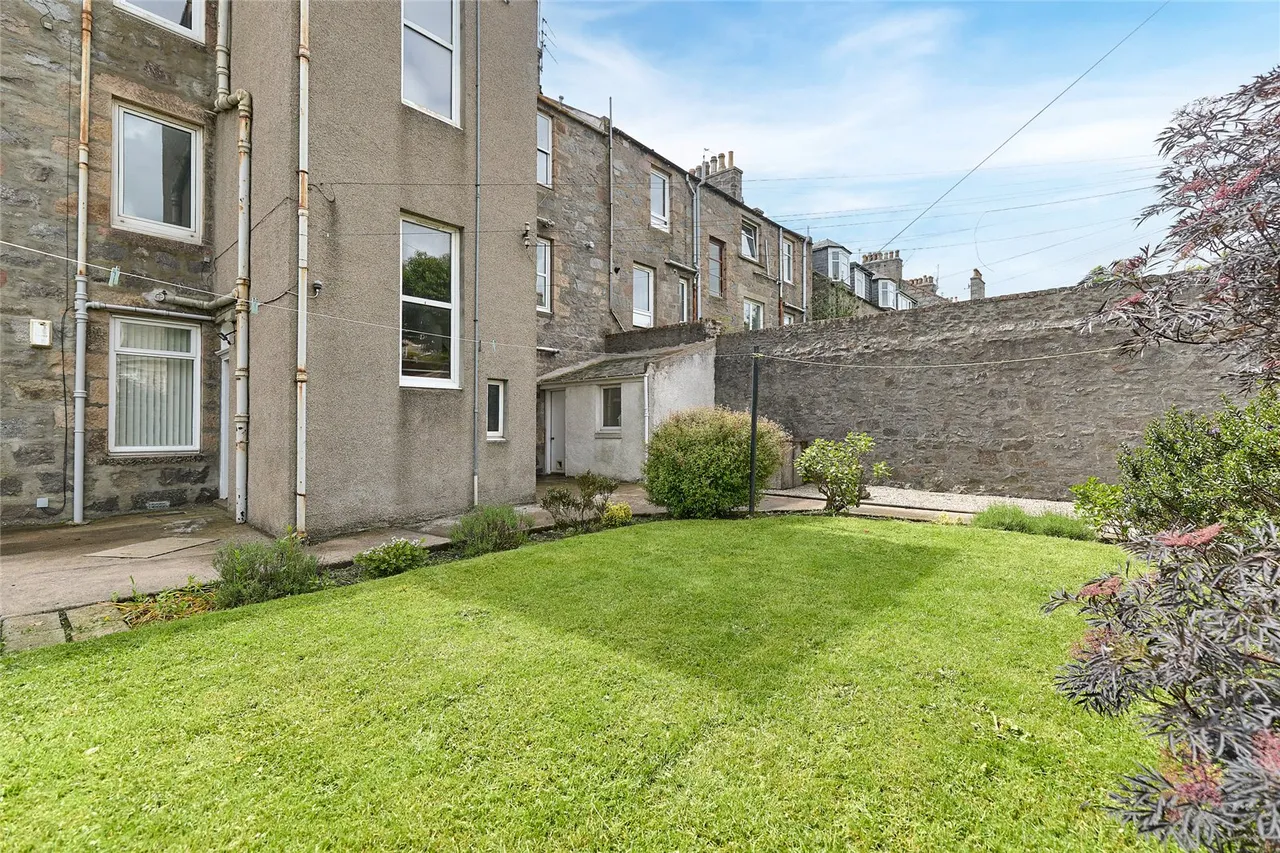 Chestnut Row, Aberdeen, AB25, photo 27