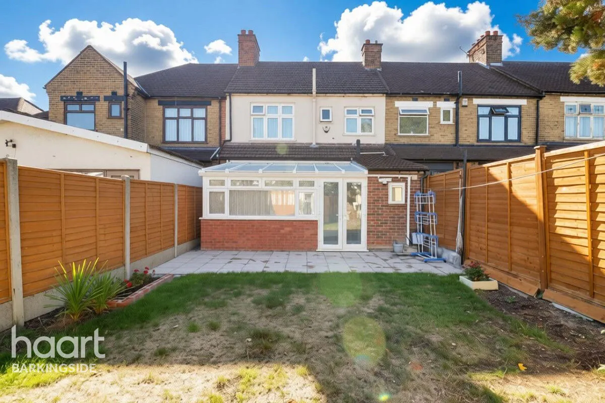 Eastern Avenue, Gants Hill, IG2, photo 22