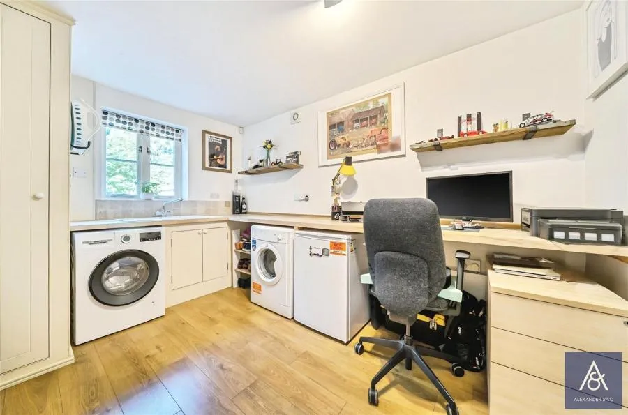 Windrush, Greatworth, OX17, photo 12