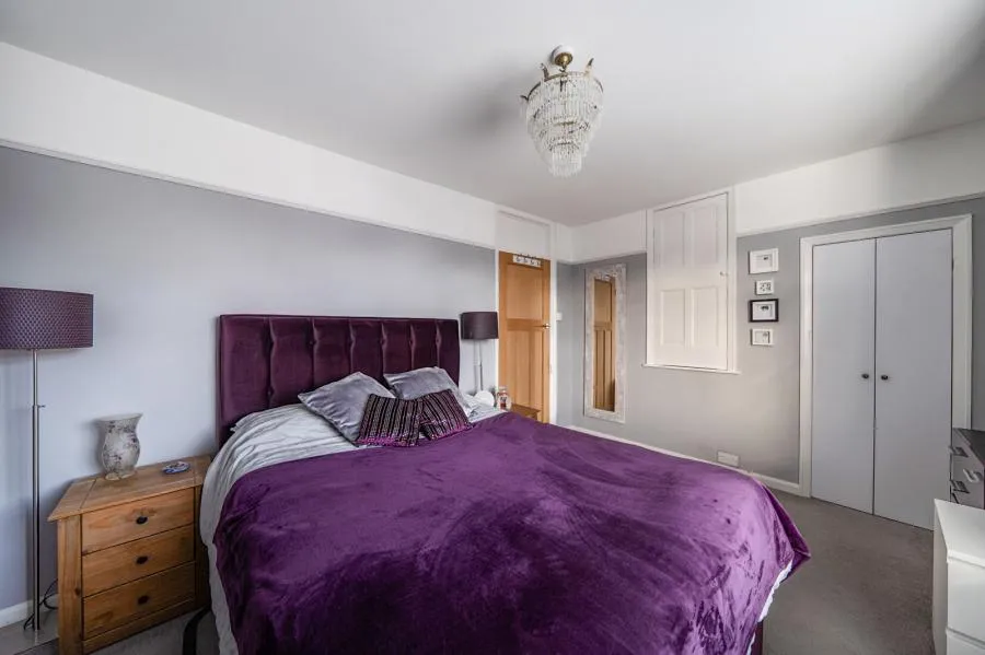 Manor Lane, Sunbury-on-Thames, TW16, photo 13
