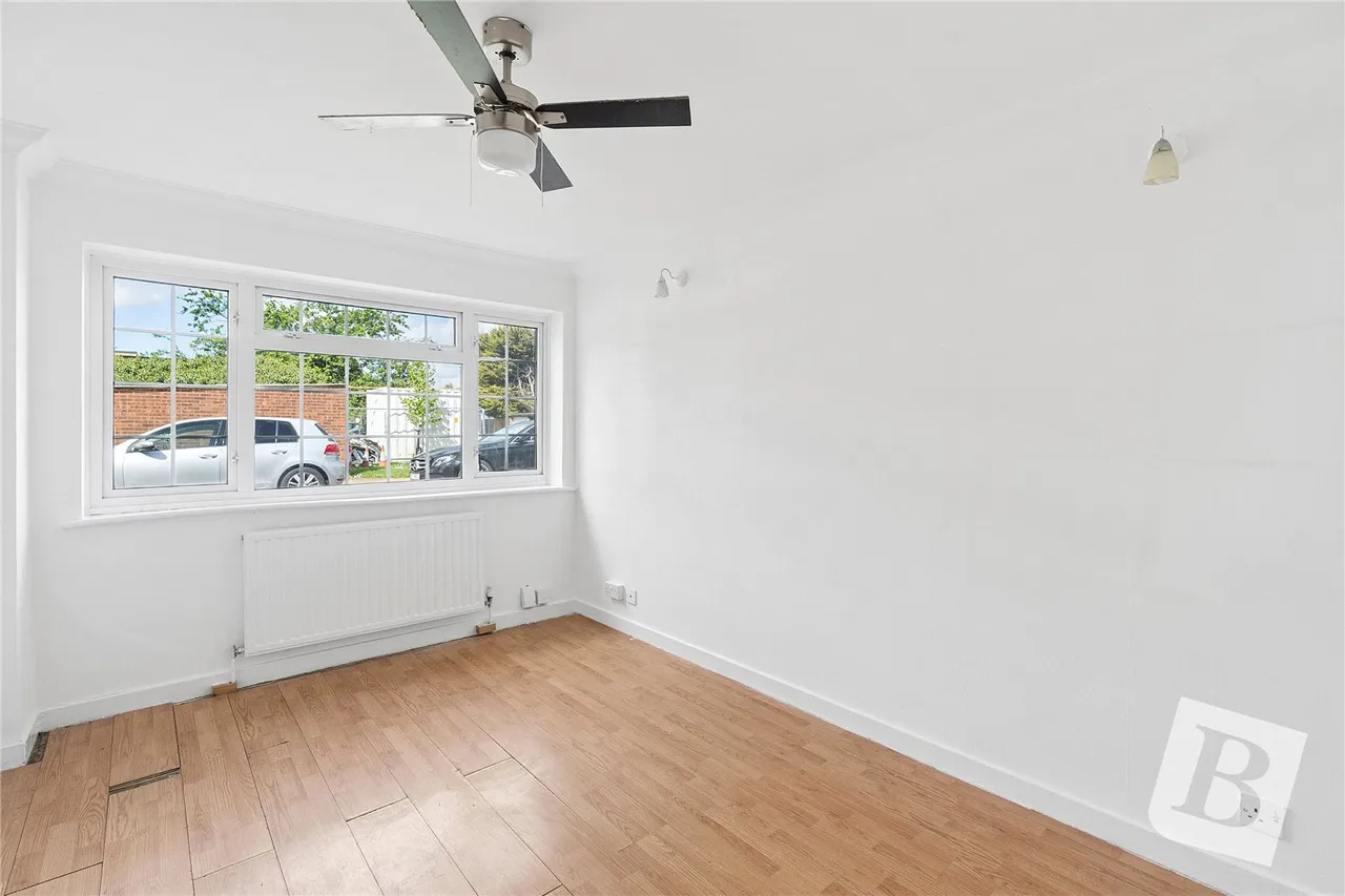 Crownmead Way, Romford, RM7, photo 5