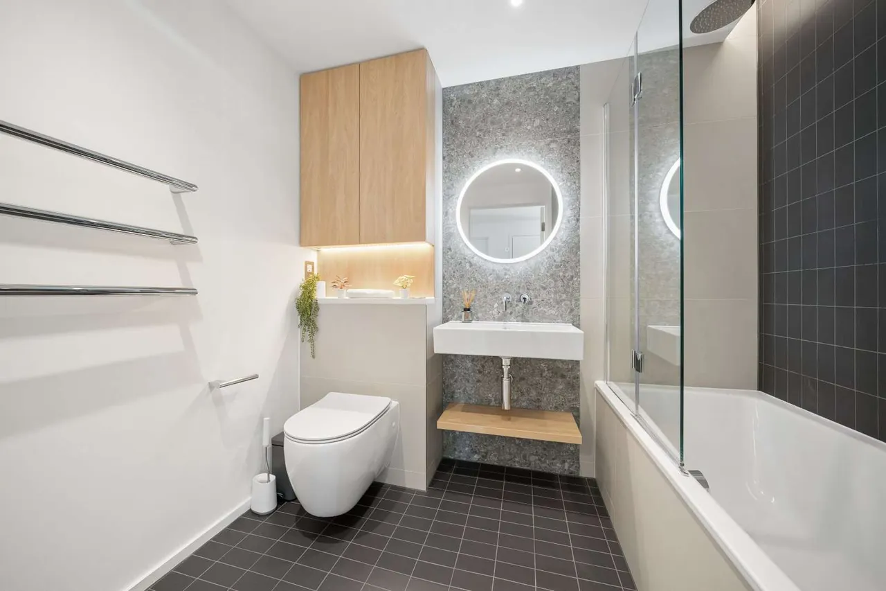 York Place, London, SW11 3JD, photo 7