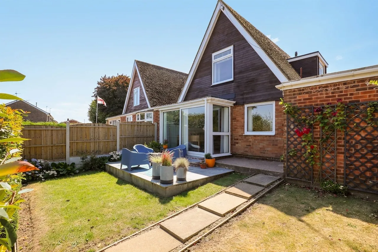 Wasdale Avenue, Halfway, S20, photo 17