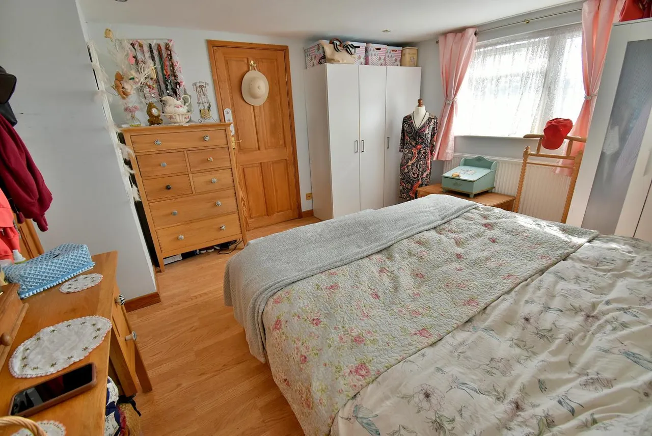 Mayfield Drive, BH22, photo 12