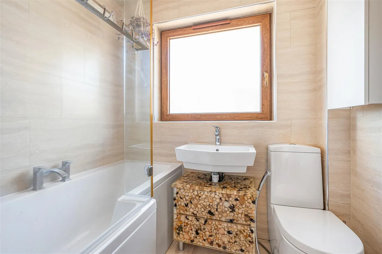Fairhaven Way, Newmarket, CB8, photo 17