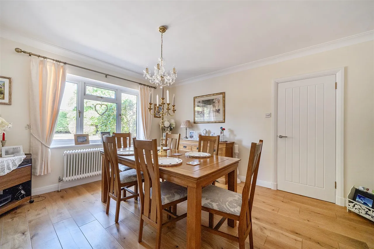 Studley Lane, Studley, SN11, photo 9