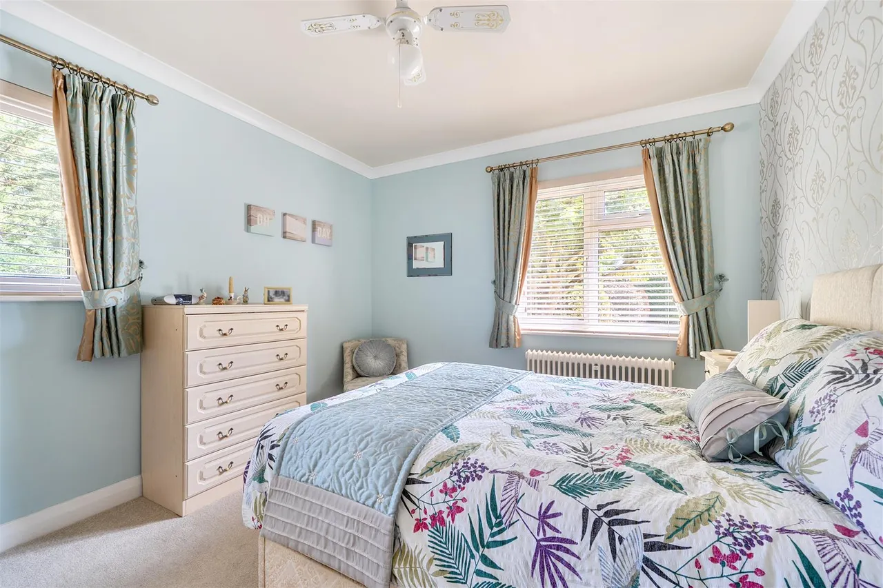Studley Lane, Studley, SN11, photo 17
