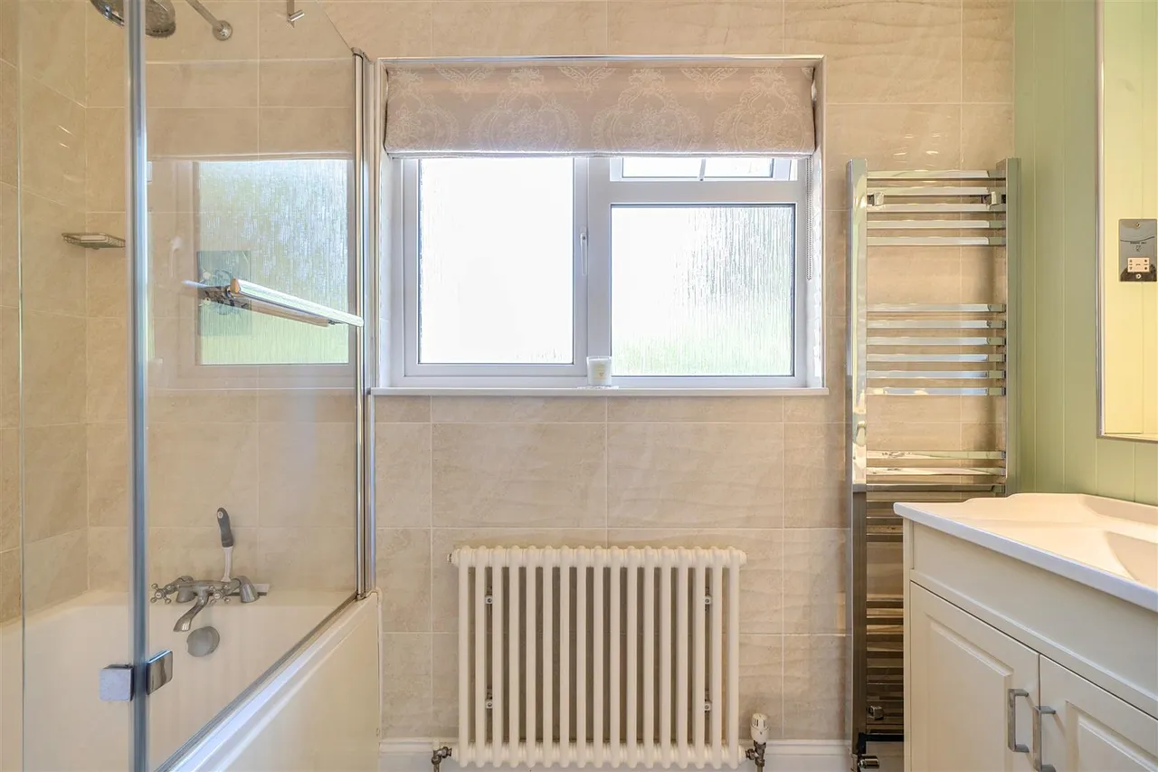 Studley Lane, Studley, SN11, photo 21