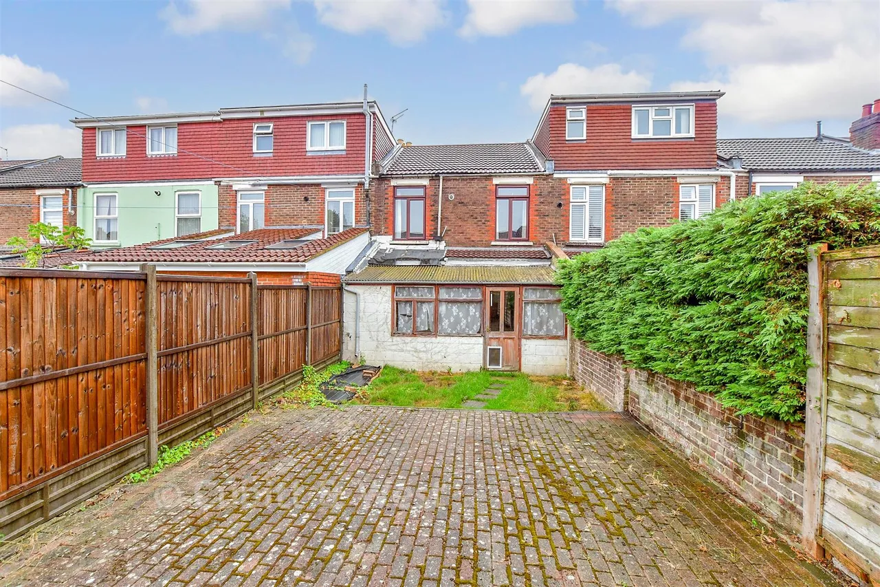 Dartmouth Road, Portsmouth, PO3, photo 10