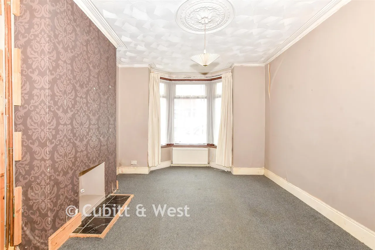 Dartmouth Road, Portsmouth, PO3, photo 9