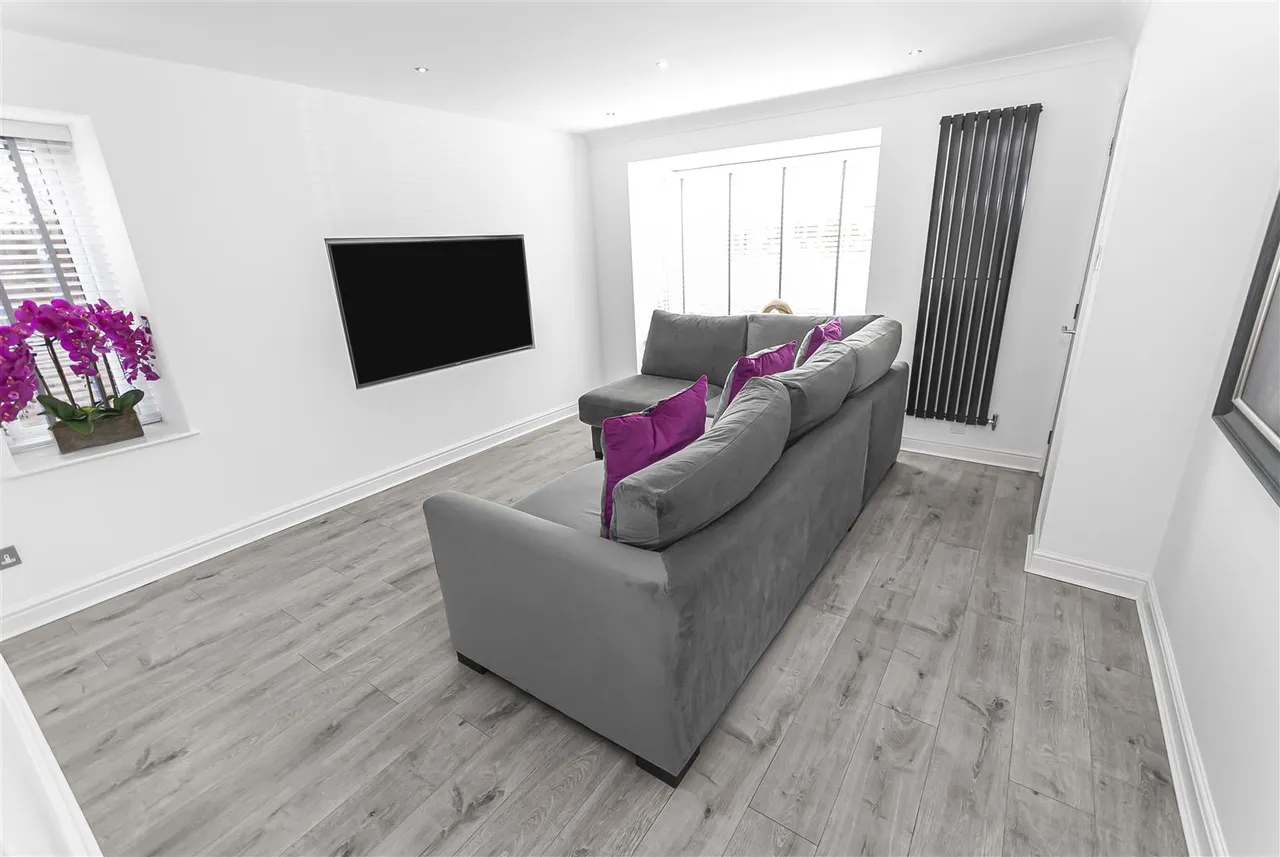 Reedley Drive, Ellenbrook, Worsley, Salford, M28 7XR, photo 5