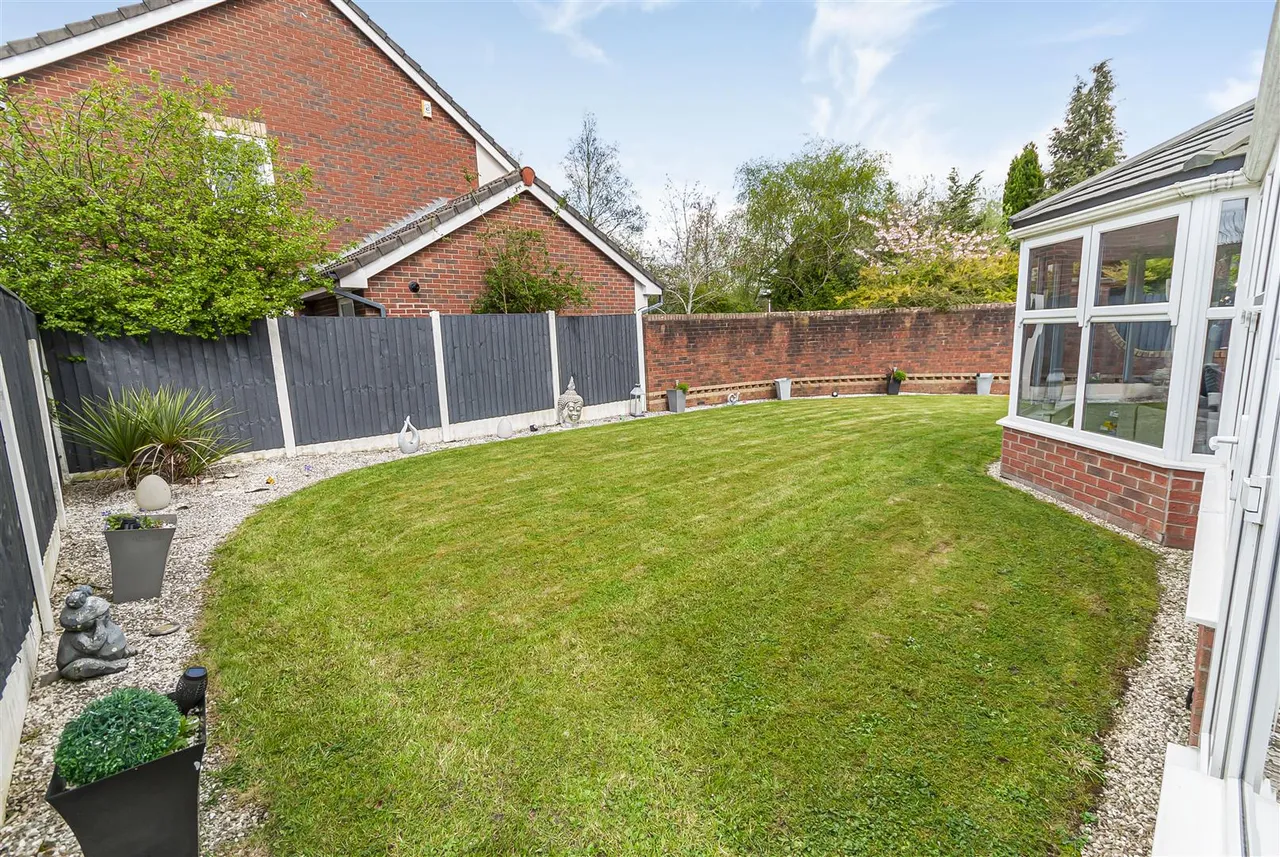 Reedley Drive, Ellenbrook, Worsley, Salford, M28 7XR, photo 26