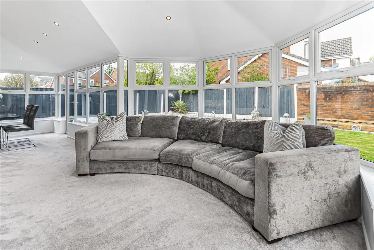 Reedley Drive, Ellenbrook, Worsley, Salford, M28 7XR, photo 8