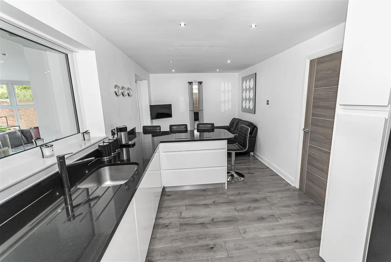 Reedley Drive, Ellenbrook, Worsley, Salford, M28 7XR, photo 12